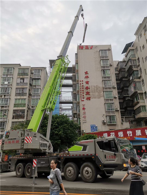 徐汇区吊车租赁需要注意事项