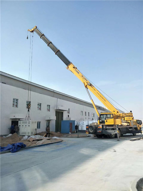 徐汇区“超载就喊停”—— 吊车的 “重量保镖” 技术